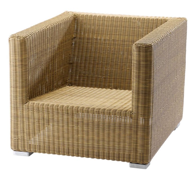Chester Loungesessel von Cane-Line aus Rattan, moderner Outdoor Sessel für Garten und Terrasse.